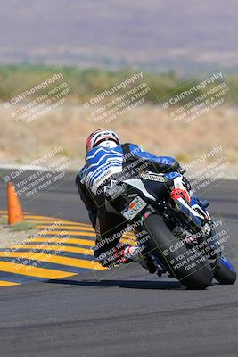 media/Oct-09-2022-SoCal Trackdays (Sun) [[95640aeeb6]]/Turn 14 Backside (1125am)/